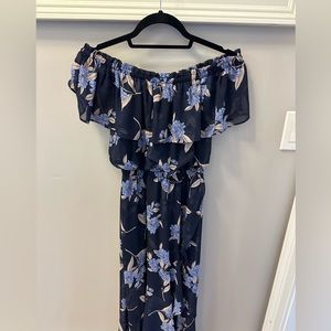 Beautiful EXPRESS off the shoulder size XS with liner cinched waist